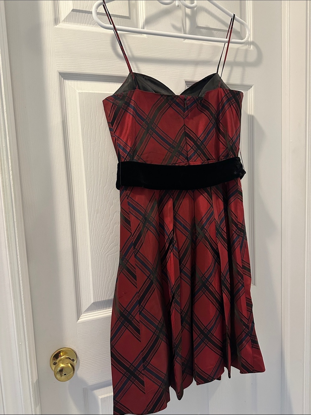 NINE WEST Red Plaid Spaghetti-Strap Party Dress Black Velvet Waistband Sz 10 Fun - Picture 4 of 11
